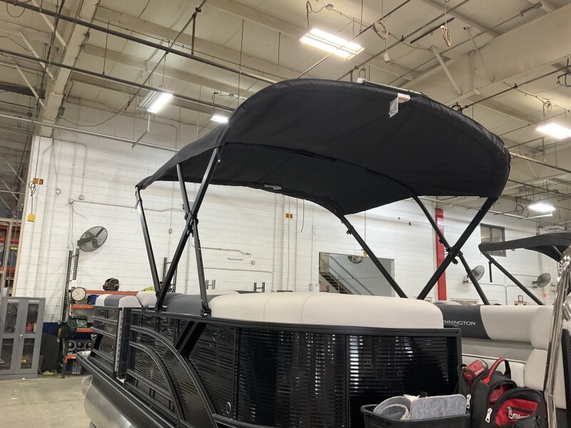 2027 Bennington 22 SSR Boat
