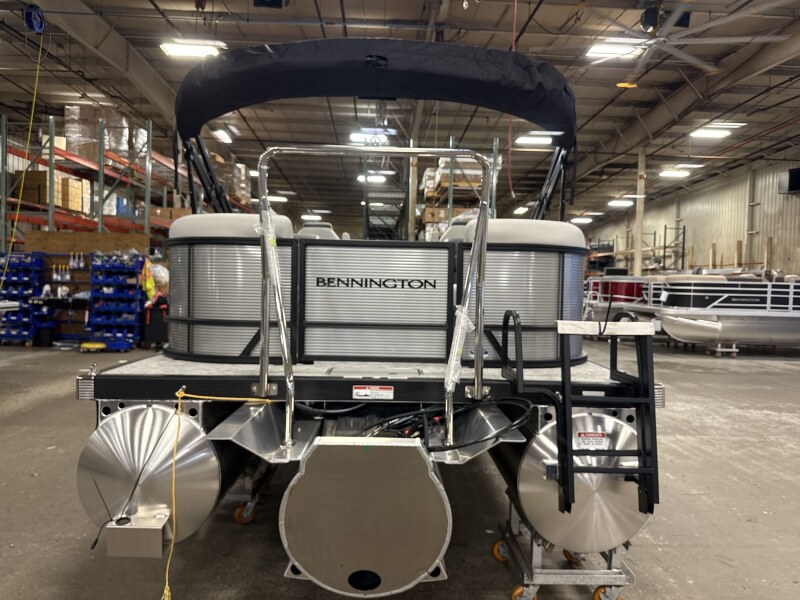 2027 Bennington 22 SSR Boat