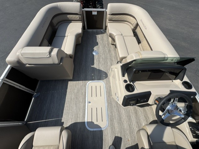 2026 Bennington 22 SSR Boat