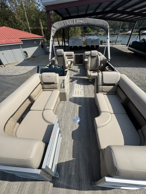 2026 Bennington 22 SSR Boat