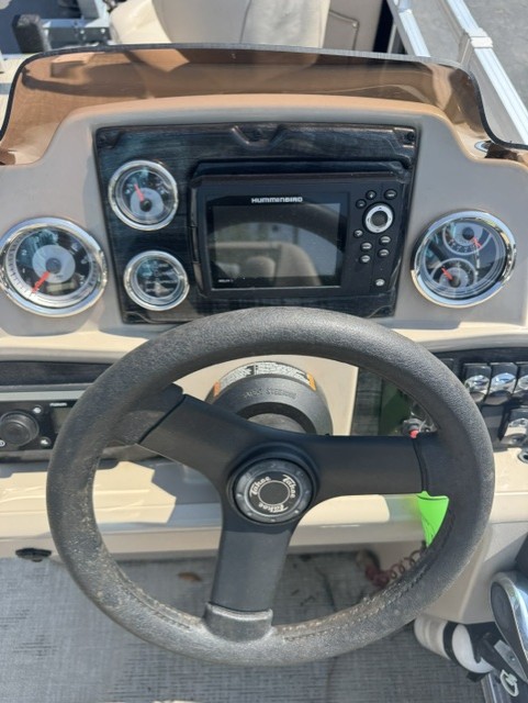 2021 Tahoe Pontoons Sport Quad Fish 18 FT Boat