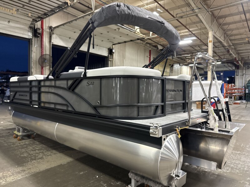 2027 Bennington 22 SSR Boat